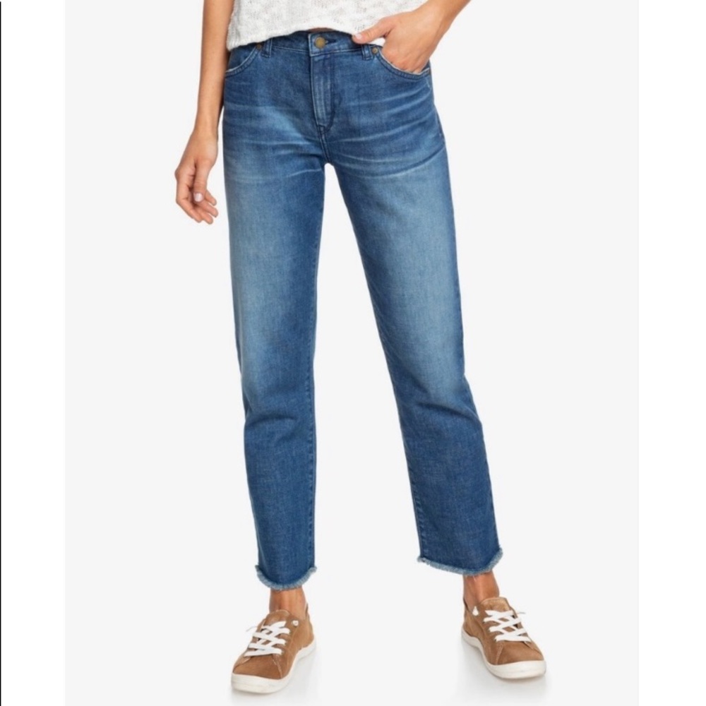 Roxy Good Story Straight Fit Raw Hem Jeans 29 NEW